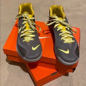 Men’s Nike sneakers